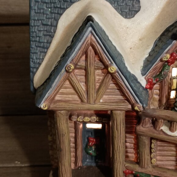 Santas Workbench Christmas Village Silver Birches Lodge Tested No Box 2003 - Picture 5 of 14